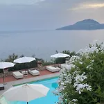 Manni 4*