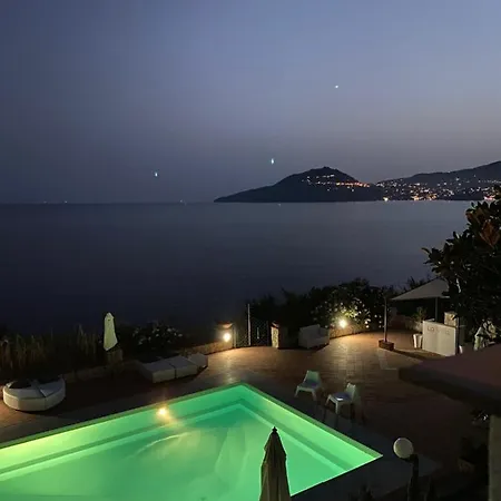 Couette-café Manni Procida