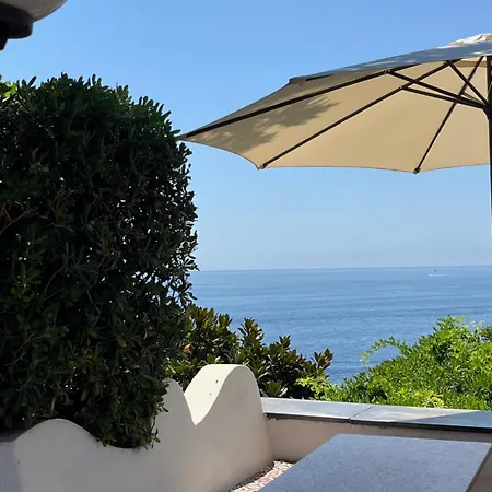 Couette-café Manni 4*