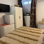 Manni לינה וארוחת בוקר פרוסידה