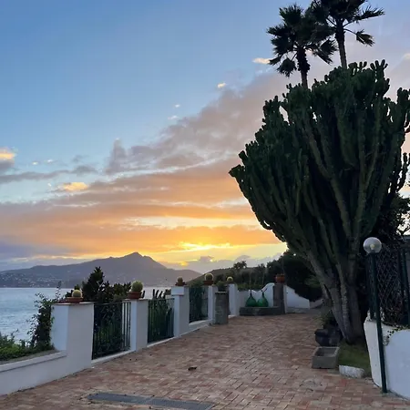 Couette-café Manni 4*