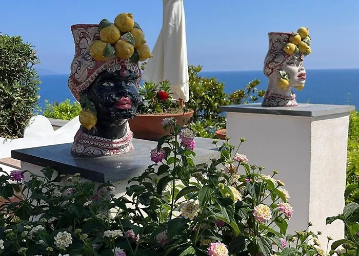 Manni ベッド・アンド・ブレックファスト